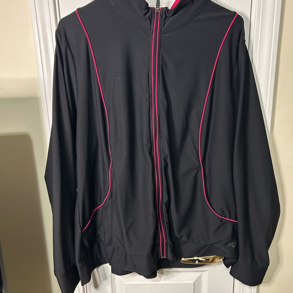 Xersion Bomber Jacket Black and Pink Sporty Design